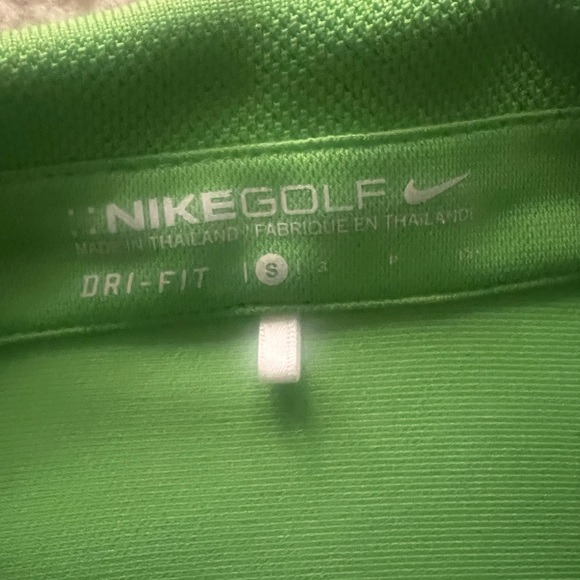 Women’s Nike Golf Polo - Picture 3 of 4